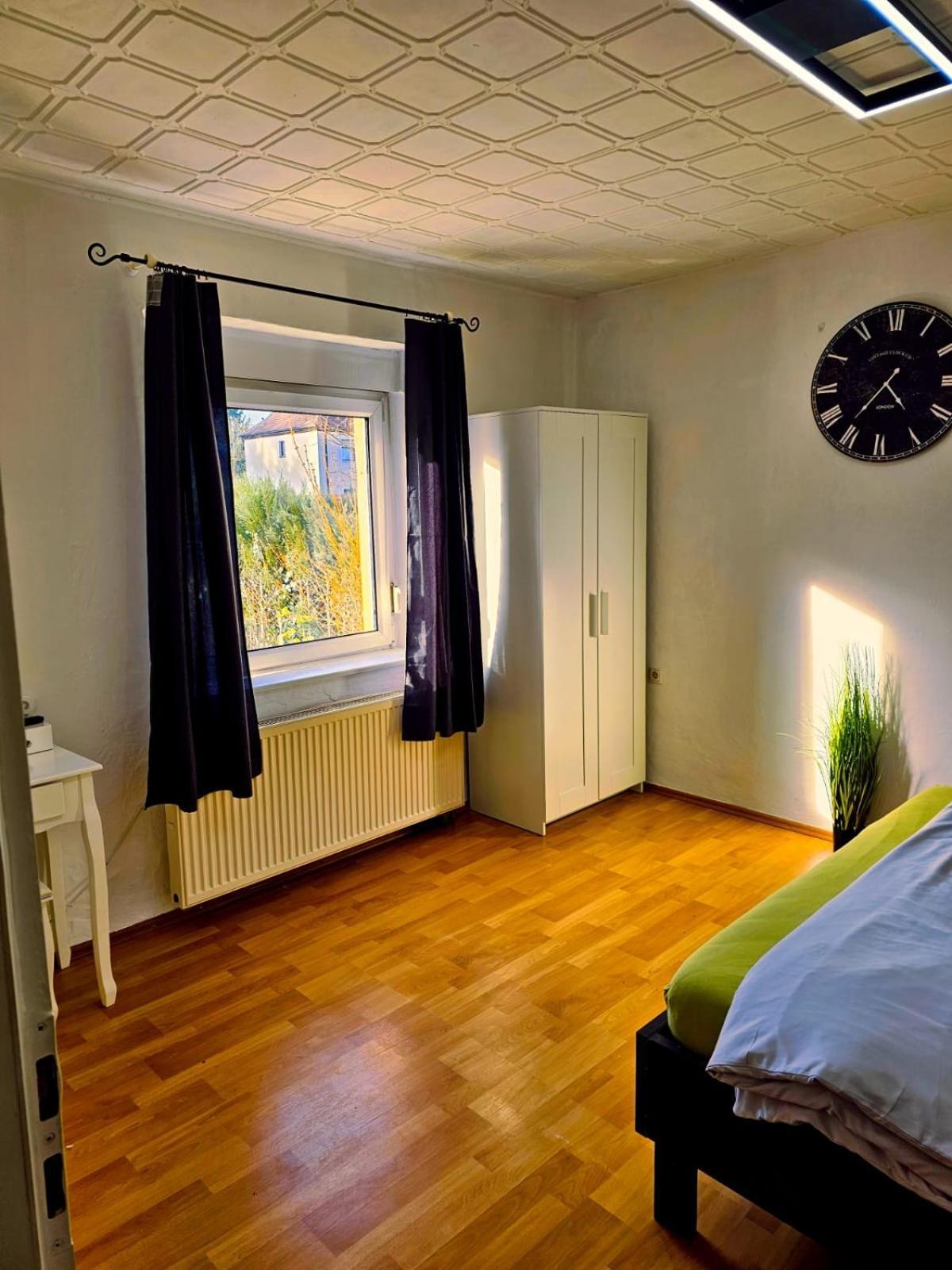 נירנברג B&R Ferienhaus In Der Naehe Des Flughafens מראה חיצוני תמונה